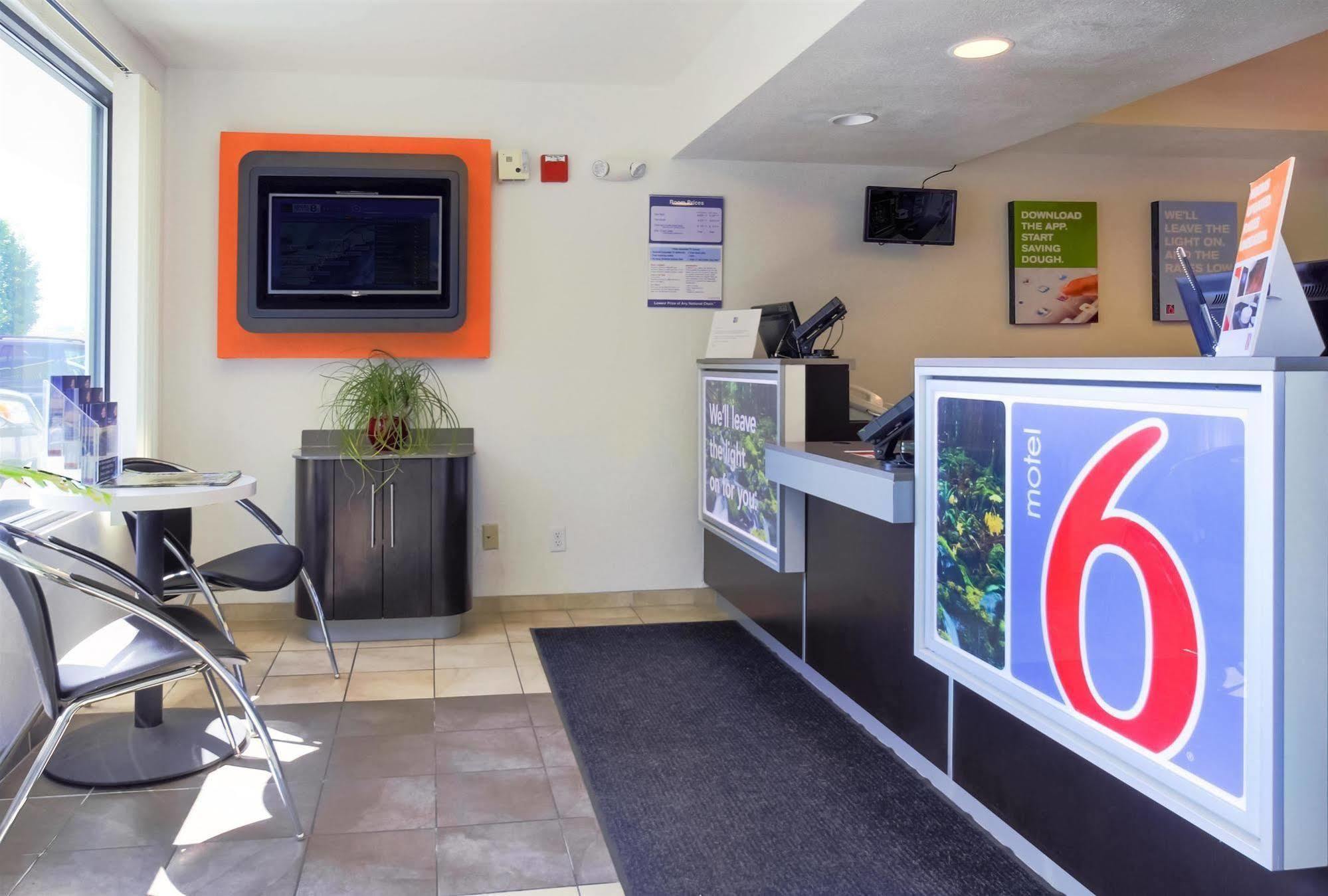 Motel 6-Medford, Or Exteriör bild