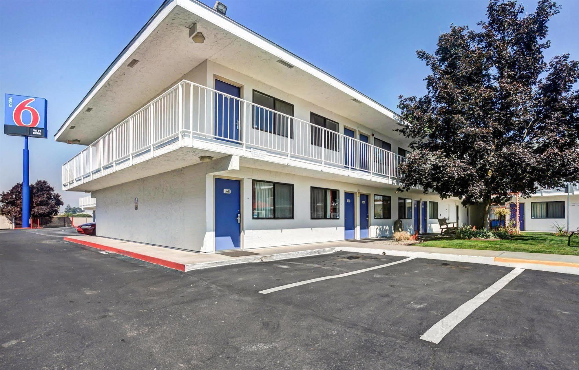 Motel 6-Medford, Or Exteriör bild